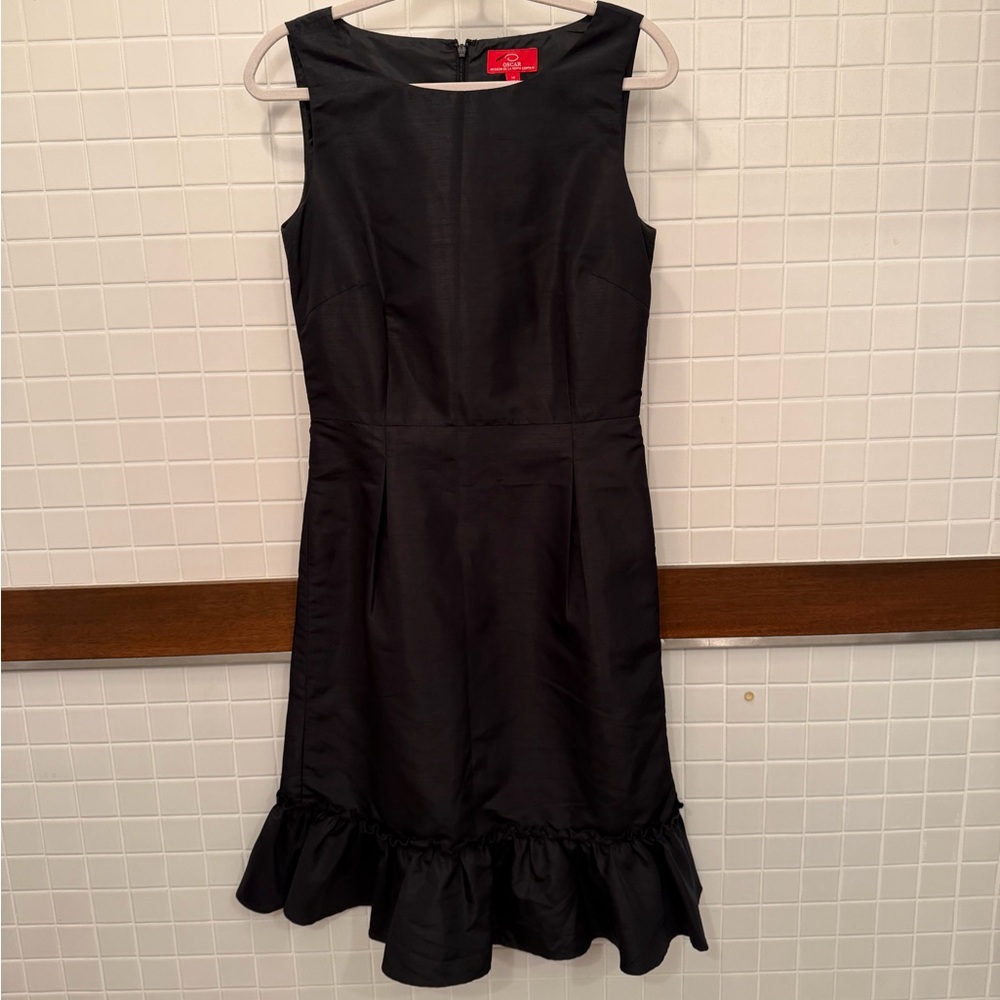 Oscar de la Renta Elegant Black Midi Dress - Picture 2 of 4